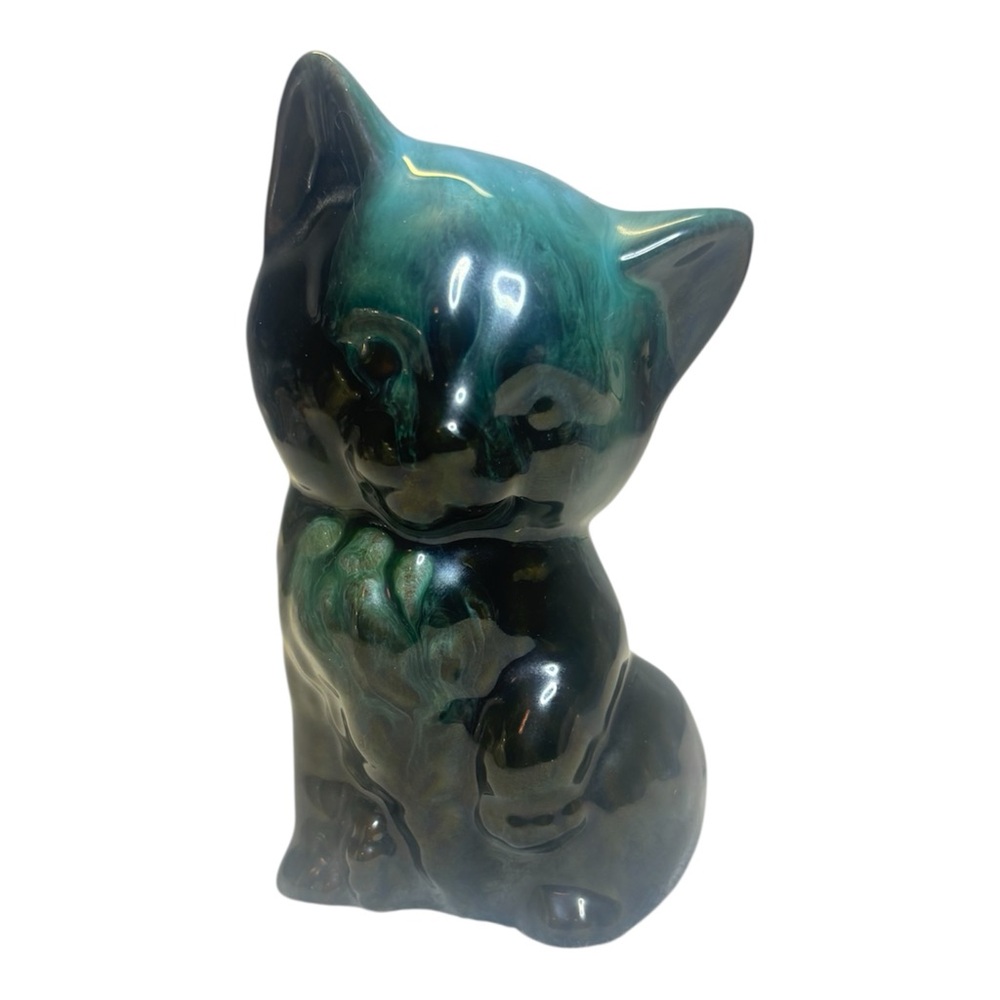 Ceramic Cat Figurine - Rare Blue Mountain Pottery Kitten Figurine